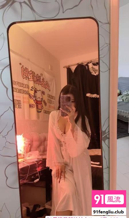 铁西娃娃脸小骚女